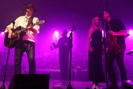 CERKNIŠKA NOČ KONCERT VLADO KRESLIN IN MALI BOGOVI 13 FOTO LJUBO VUKELIČ